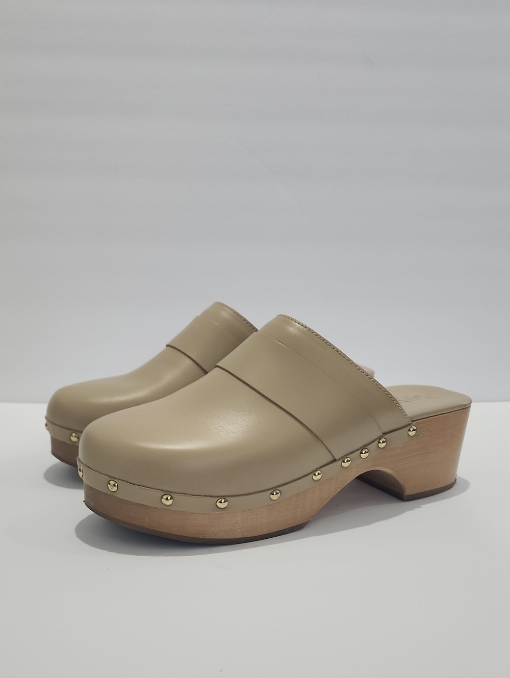 Aeyde Bibi Leather Studded Clogs (SZ 40)
